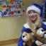 Galeria foto: Niebieski Mikoaj na oddziale pediatrycznym szpitala w Lubinie
